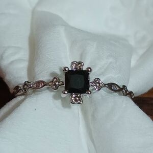 🆕 Elegant Dainty Black Square Cubic Zirconia Ring